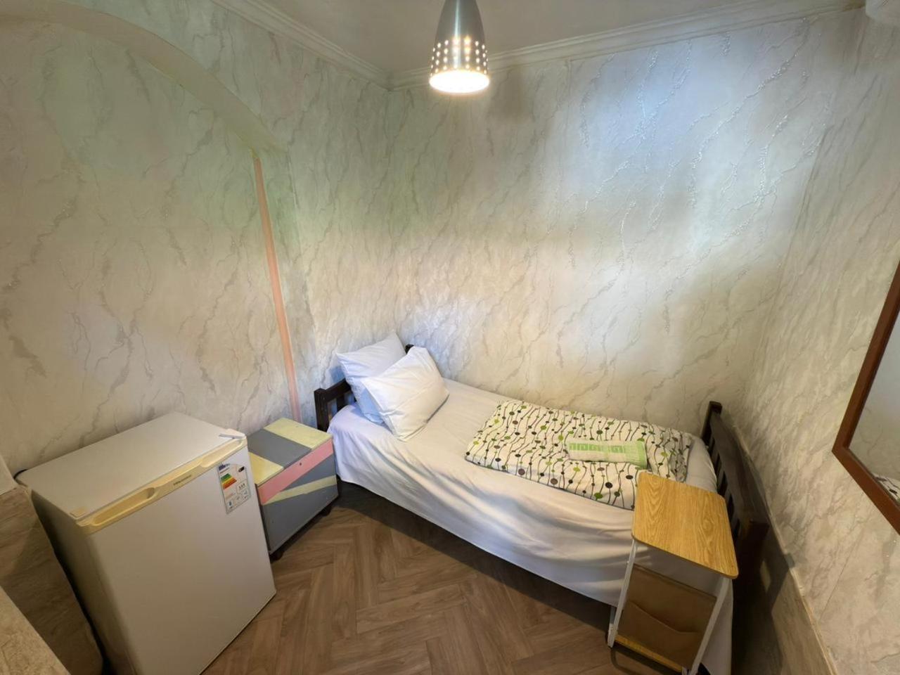 Guest House Nise Tbilisi Buitenkant foto