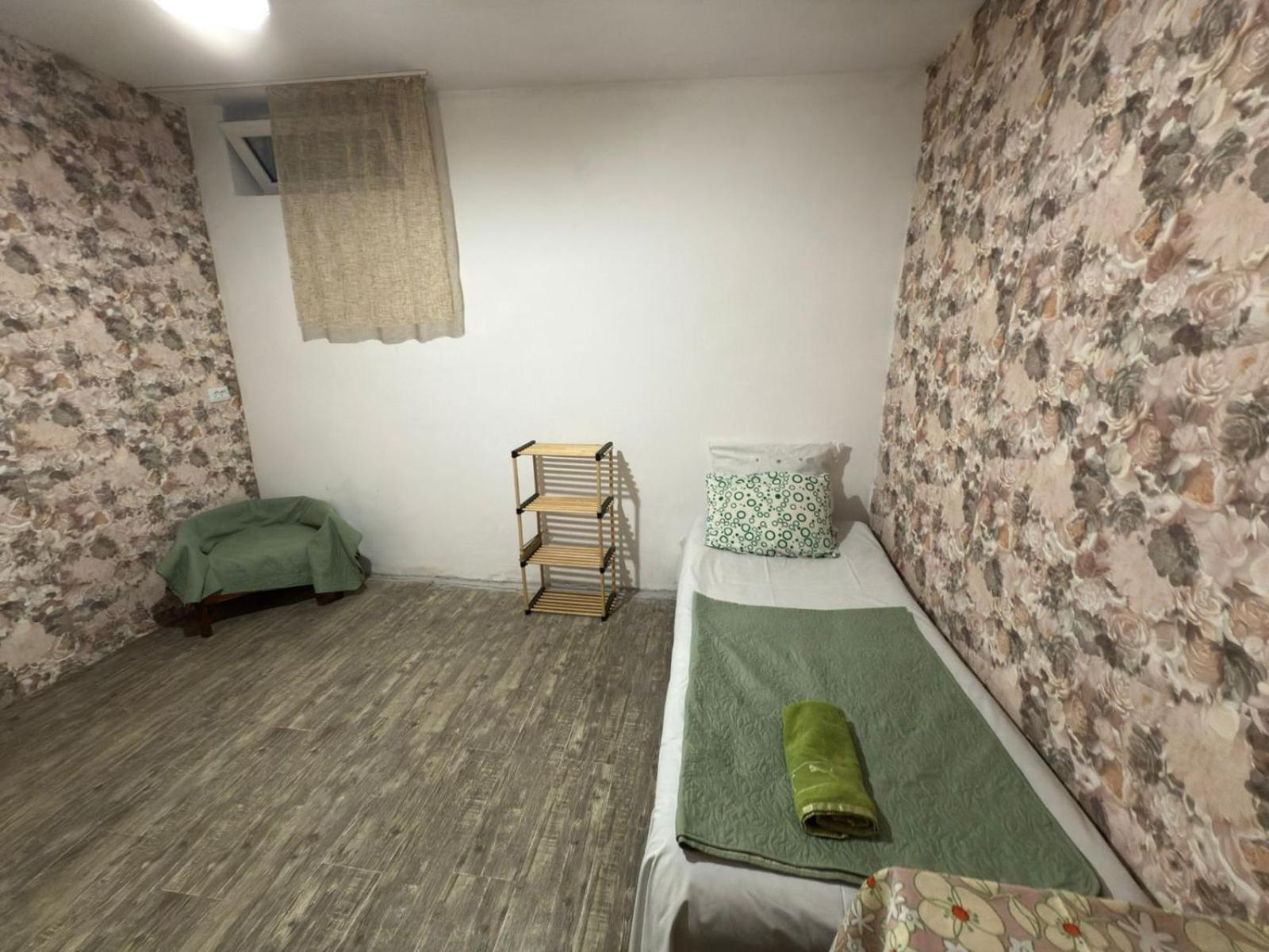 Guest House Nise Tbilisi Buitenkant foto