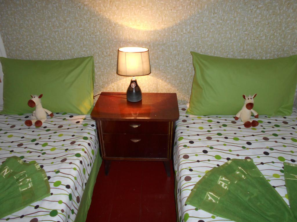 Guest House Nise Tbilisi Buitenkant foto