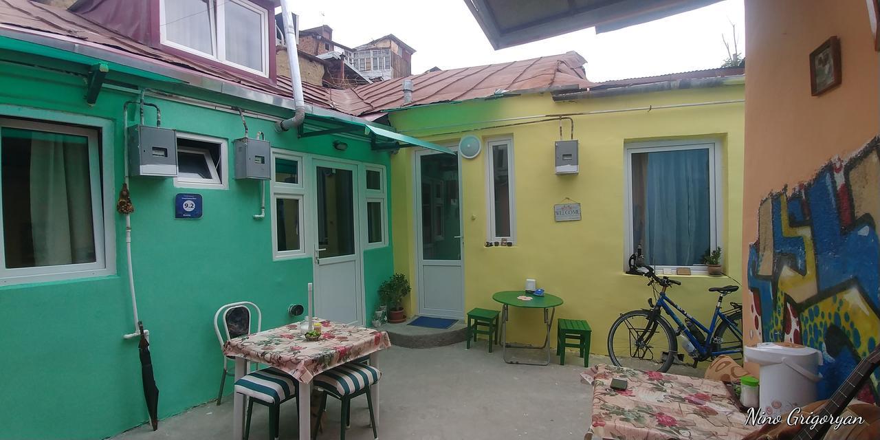 Guest House Nise Tbilisi Buitenkant foto